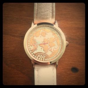 Charming Charlie // NWOT fashion watch rose gold